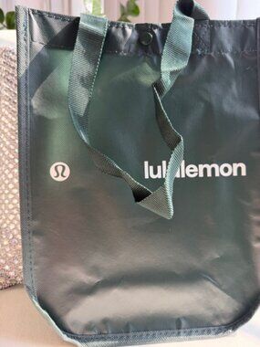 Lululemon New Small BAG reusable tote eco-friendly yoga, casual, gym, tote